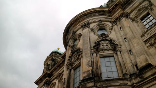 berlin church river banks