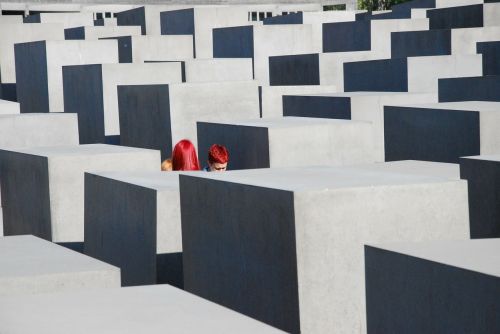 berlin germany jewish memorial