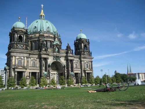 berlin cathedral symbol