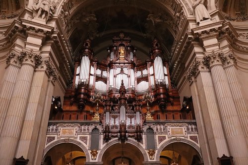 berlin  cathedral  interior