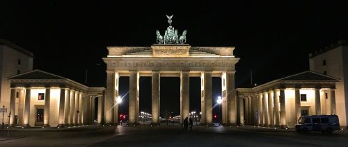 berlin brandenburg gate goal