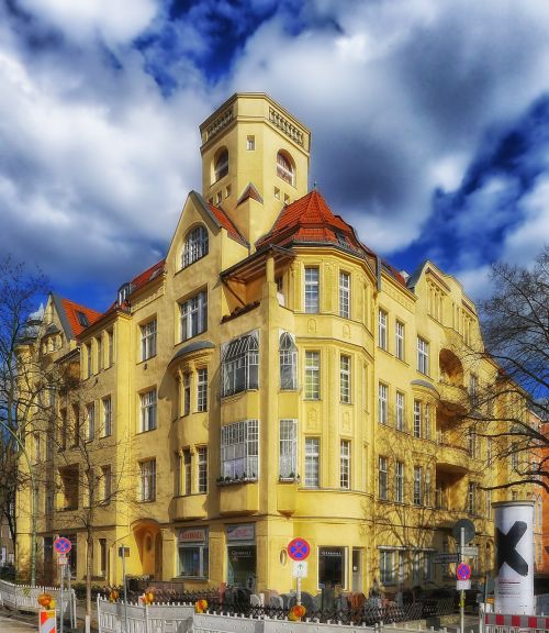 berlin-friednau germany building