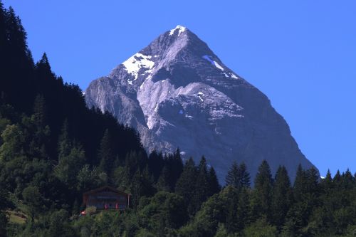 berner bernese oberland mountains