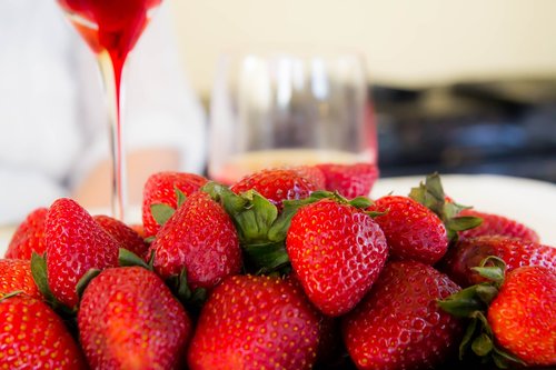 berry  strawberry  dessert