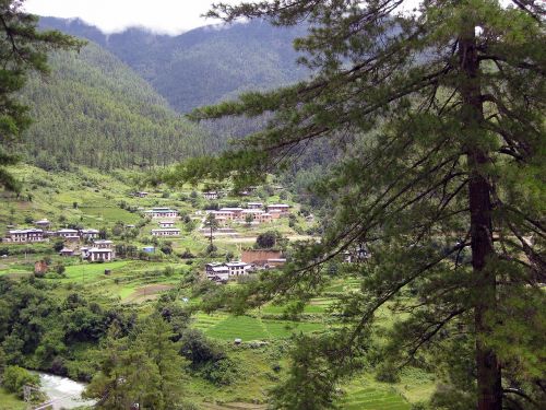 bhutan mountains tourism