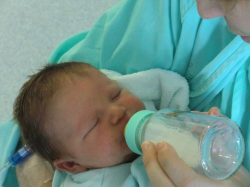 biberon milk newborn