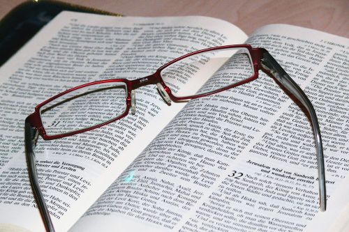 bible glasses read