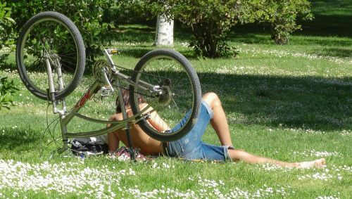 bicycle cyclist rest