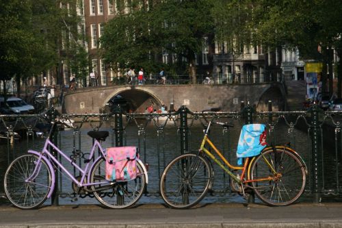 bicycle bridge amsterdam
