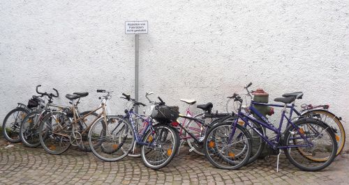 bicycles traffic turn off