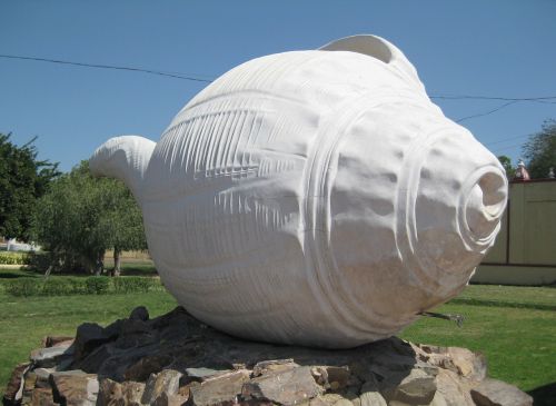 big snail snail water tank