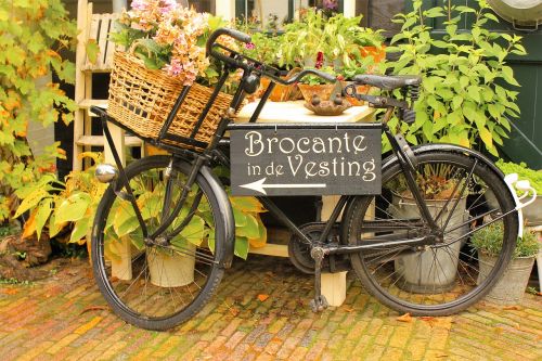 bike decoration sign