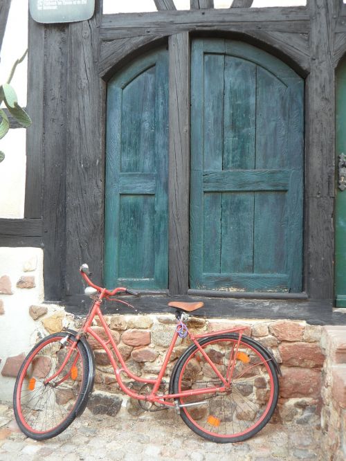 bike door ajar