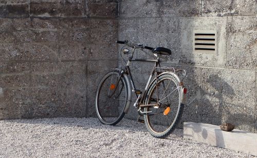 bike wall parking space