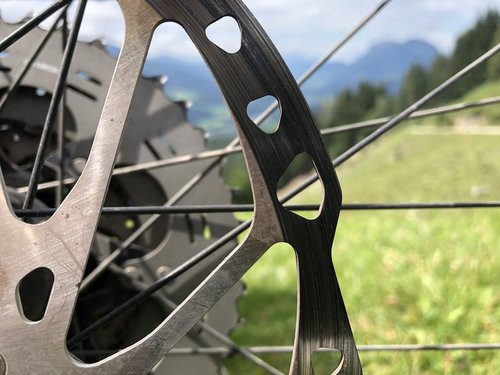 bike  wheel  mountain bike