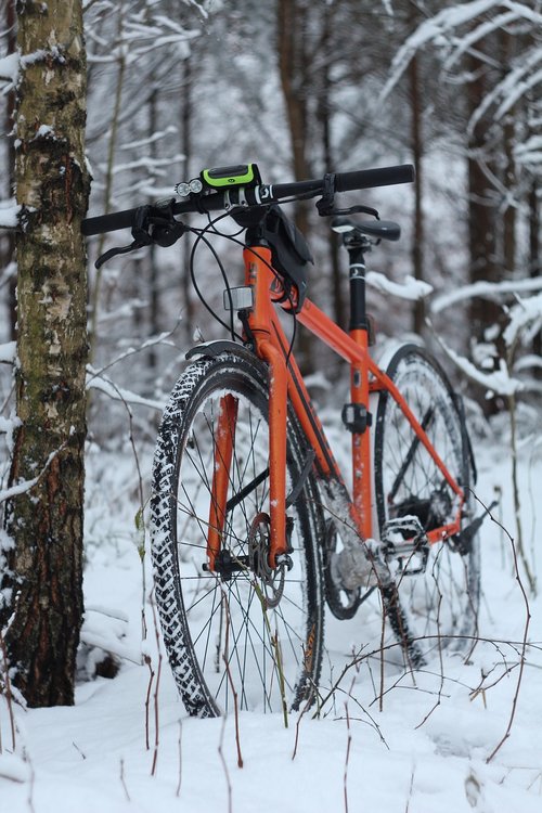 bike  winter  snow