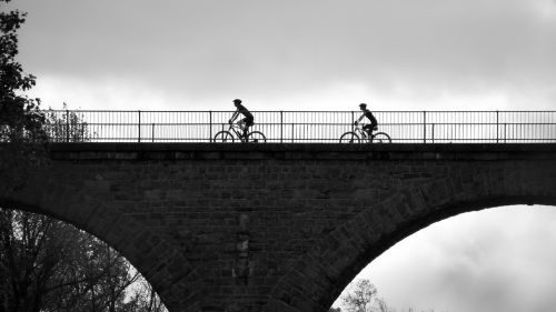 bike cyclists more