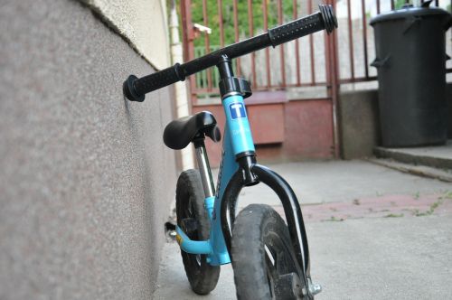 bike blue student