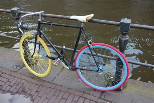 bike low country amsterdam