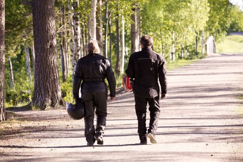 bikers promenade nature