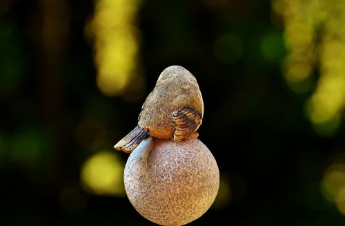 bird figure stone