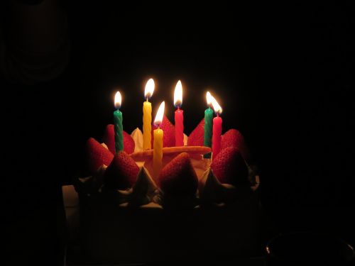 birthday candles cake dark