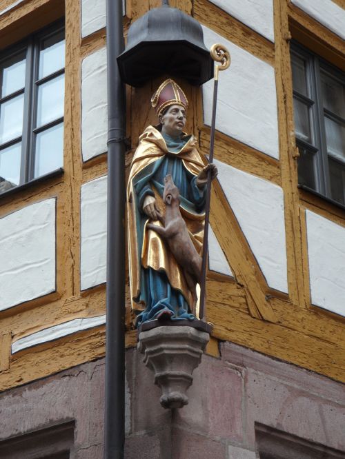 bishop statue holy