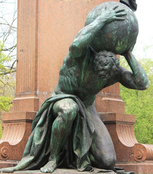 bismarck statue historically