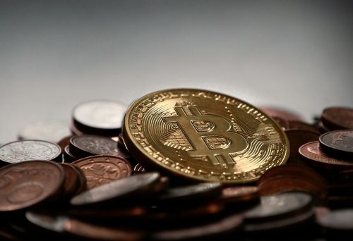 bitcoin money decentralized