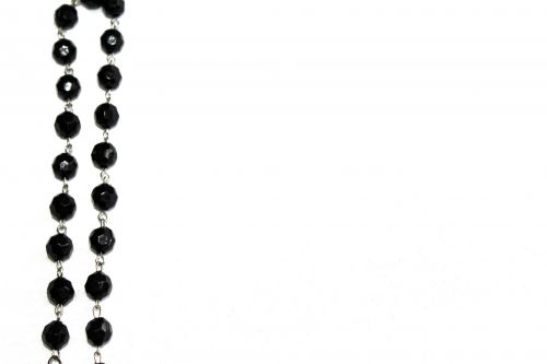 Black Chain Pearl Background