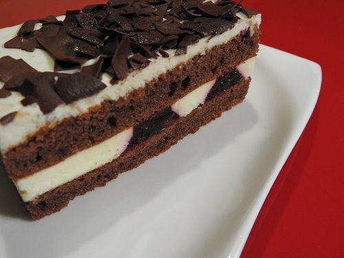 black forest cake dessert chocolate chips