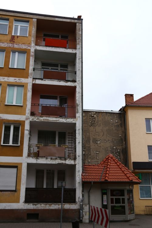 block balconies emboss