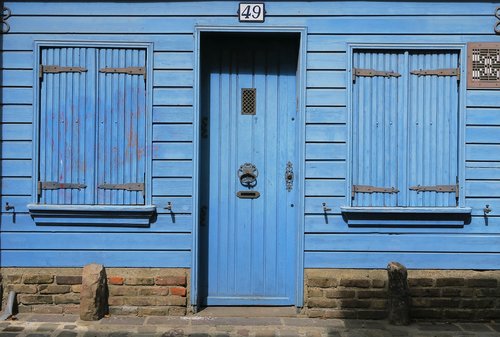 blue  facade  house