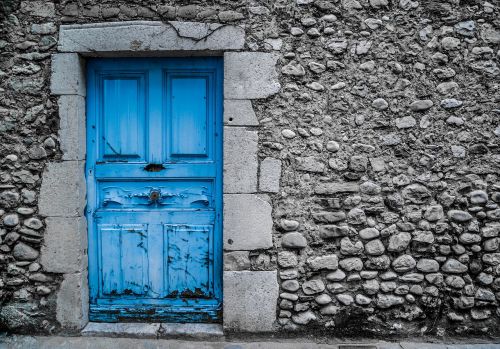 blue door old vintage