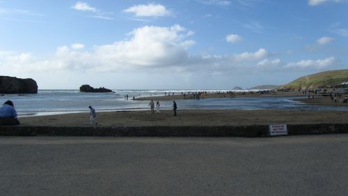 blue skies holiday cornwall