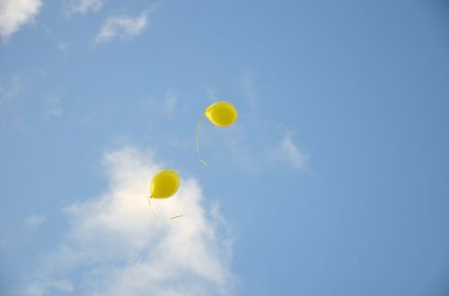 blue sky balloons two