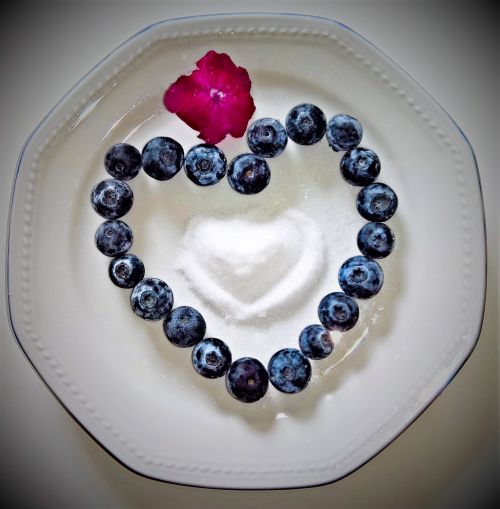blueberries blue fruits