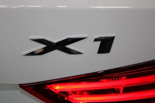 bmw x1 auto