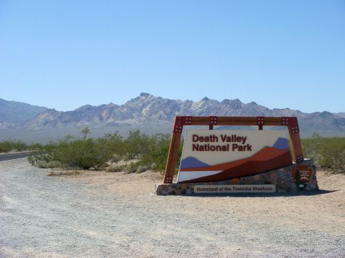 board entrance sign death valley