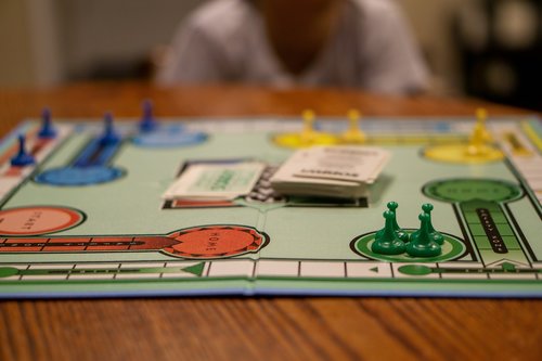 board game  family  toy