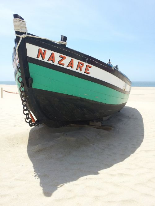 boat nazareth portugal