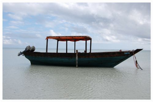 boat sea zanzibar