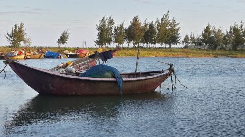 boat river fishing