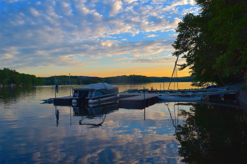 boat sunset lake