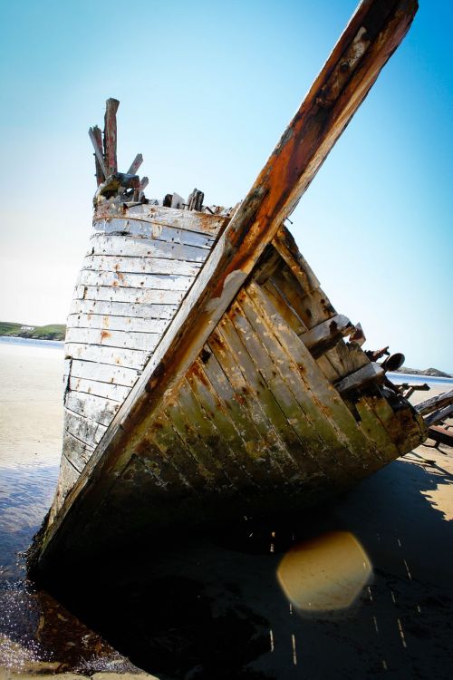 boat shipwreck beach