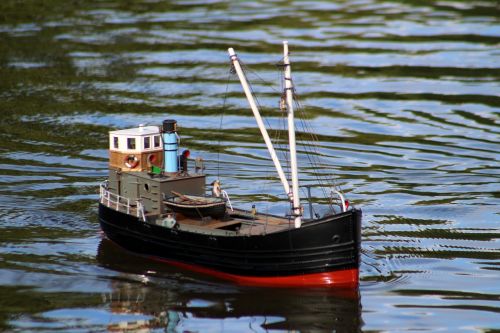 boat model sailing