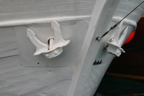 boat anchor sea