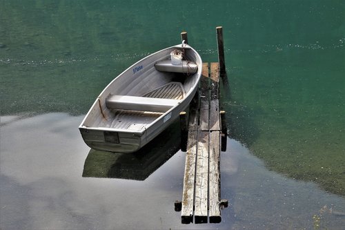 boat  haven  lake