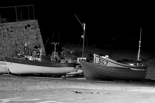 boat  harbour  night