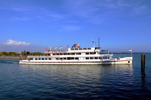 boat  lake constance  lake